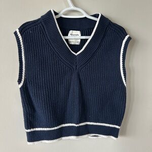 Abercrombie & Fitch Navy V-Neck Sweater Vest